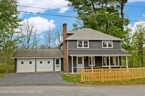 1 Lower Whitfield Rd, Accord, NY 12404