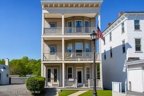 745 Warren St, Hudson, NY 12534