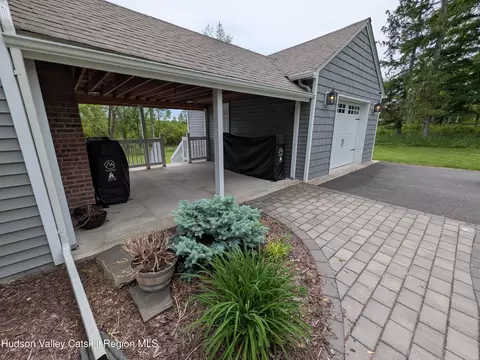 Exterior - 2481 Bruynswick Rd, Wallkill, NY 12589 photo 18 of 20