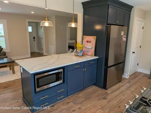 Kitchen - 2481 Bruynswick Rd, Wallkill, NY 12589 photo 3 of 5