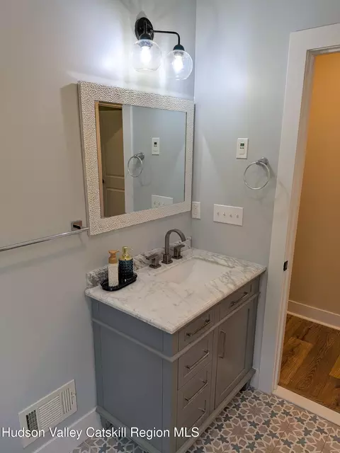 Bath - 2481 Bruynswick Rd, Wallkill, NY 12589 photo 2 of 11