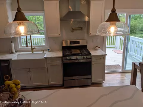 Kitchen - 2481 Bruynswick Rd, Wallkill, NY 12589 photo 5 of 5