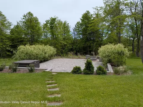 Exterior - 2481 Bruynswick Rd, Wallkill, NY 12589 photo 8 of 20