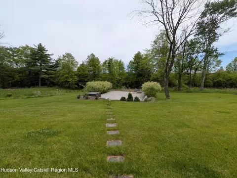 Exterior - 2481 Bruynswick Rd, Wallkill, NY 12589 photo 7 of 20