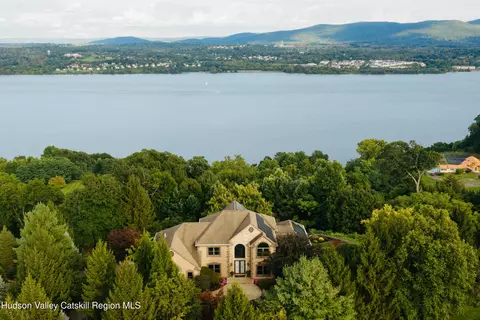36 Sloane Rd, Newburgh, NY 12550