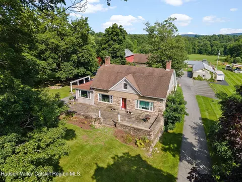 174 Hardenburg Rd, Pine Bush, NY 12566