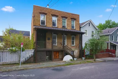 62-64 Hunter St, Kingston, NY 12401