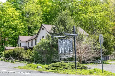 5327 New York 212, Mount Tremper, NY 12457