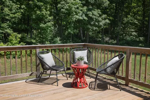 Exterior - 25 Maple Hill Rdg, Red Hook, NY 12571 photo 2 of 3