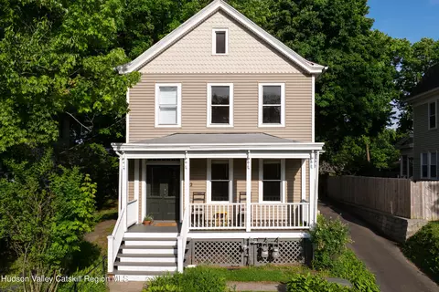 102 Clifton Ave, Kingston, NY 12401
