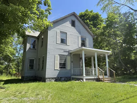 14 Maple St, Rifton, NY 12471