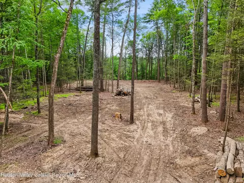 Exterior - 209 Beaverkill Rd, Kingston, NY 12401 photo 1 of 1