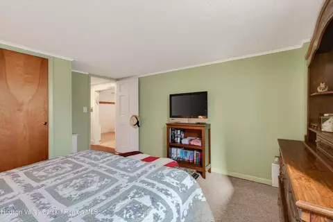 Bedroom - 1084 Codwise St, Kingston, NY 12401 photo 6 of 6