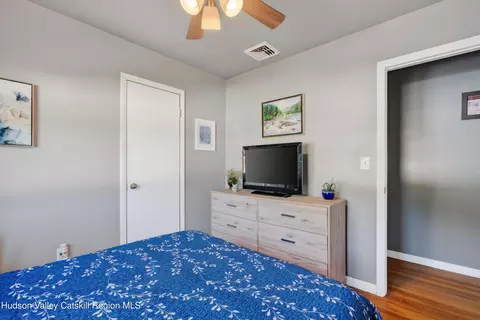 Bedroom - 1084 Codwise St, Kingston, NY 12401 photo 3 of 6