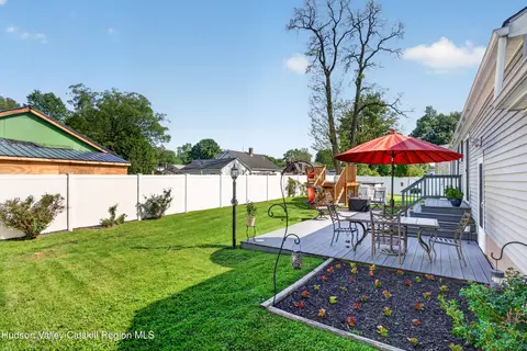 Exterior - 1084 Codwise St, Kingston, NY 12401 photo 8 of 9