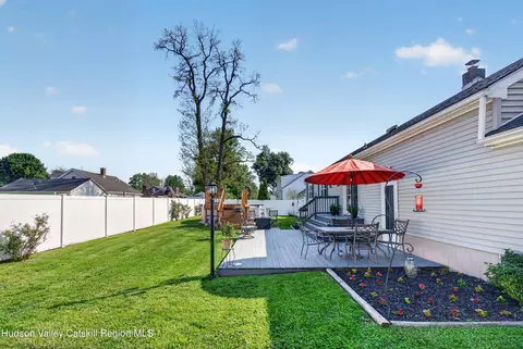 Exterior - 1084 Codwise St, Kingston, NY 12401 photo 9 of 9