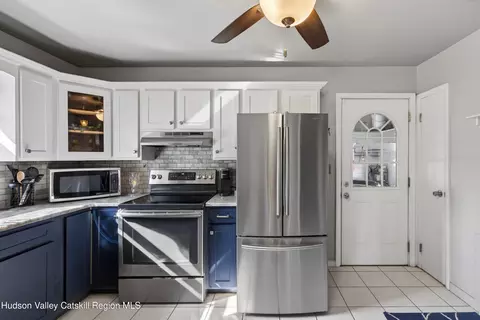 Kitchen - 1084 Codwise St, Kingston, NY 12401 photo 2 of 5