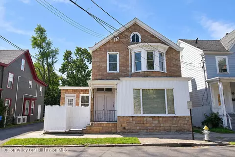 117 Clinton Ave, Kingston, NY 12401