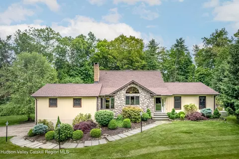 101 Elisa Landi Dr, Kingston, NY 12401