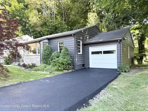 52 Marys Ave, Kingston, NY 12401