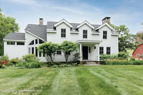 3243 County Rte 9, East Chatham, NY 12060