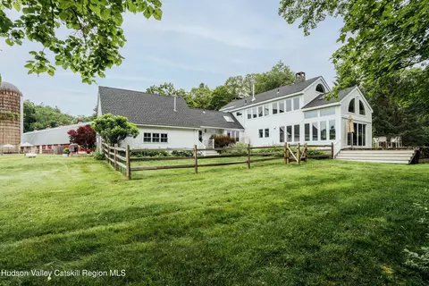 3243 County Rte 9, East Chatham, NY 12060