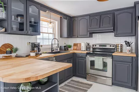 Kitchen - 60 Route 65-a, Windham, NY 12496 photo 2 of 4