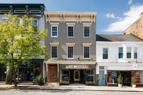 339 Warren St, Hudson, NY 12534