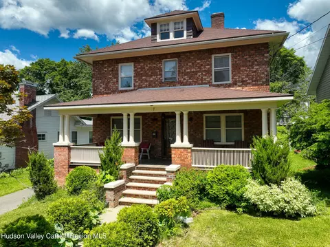 Exterior - 7 Cedar St, Catskill, NY 12414 photo 7 of 7