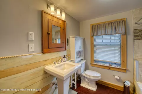 Bath - 7 Cedar St, Catskill, NY 12414 photo 5 of 5