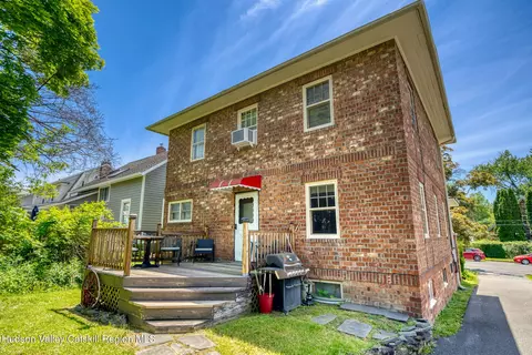 Exterior - 7 Cedar St, Catskill, NY 12414 photo 6 of 7