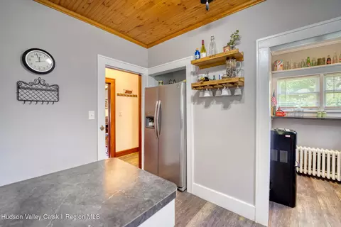 Entry Way - 7 Cedar St, Catskill, NY 12414 photo 1 of 3