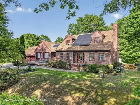 112 Dubois Rd, New Paltz, NY 12561
