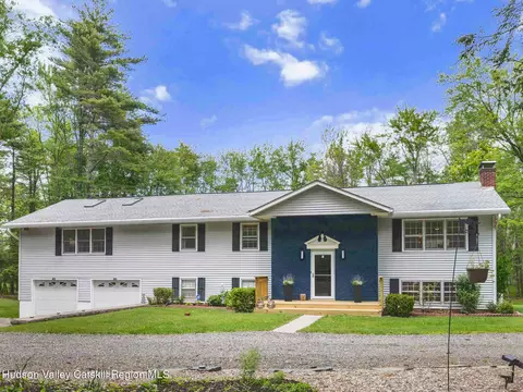 3 Coyote Ct, Woodstock, NY 12498