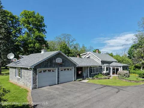 221 Camp Medusa Rd, Medusa, NY 12120