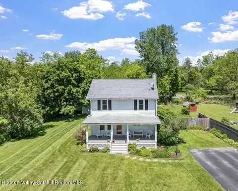 617 Empire Rd, Copake, NY 12516