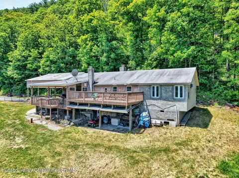 760 Vedder Mountain Rd, Catskill, NY 12414