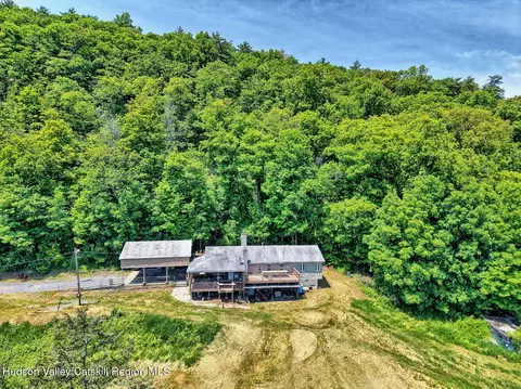 760 Vedder Mountain Rd, Catskill, NY 12414