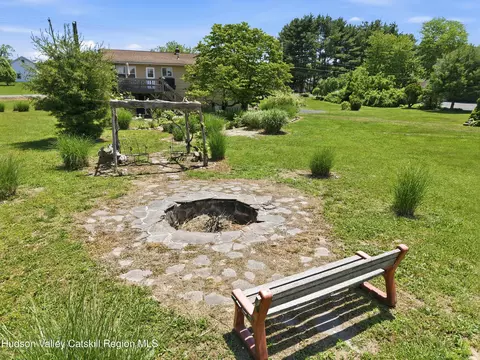 Exterior - 347 Plains Rd, Wallkill, NY 12589 photo 4 of 15
