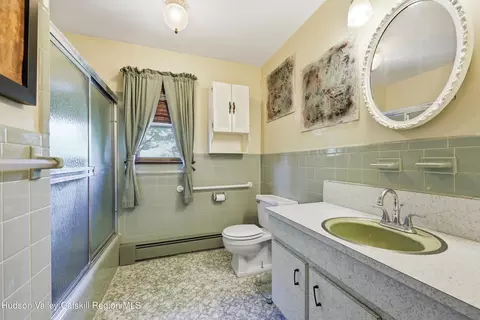 Bath - 347 Plains Rd, Wallkill, NY 12589 photo 1 of 1