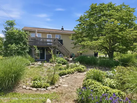 Exterior - 347 Plains Rd, Wallkill, NY 12589 photo 6 of 15