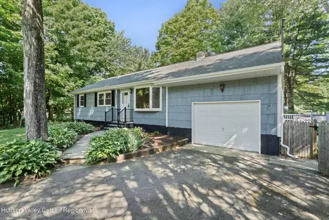 6001 Marion Blvd, Valatie, NY 12184