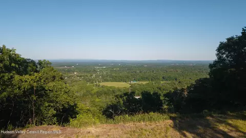 tbd 2 Mount Airy Rd, Saugerties, NY 12477