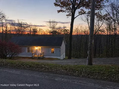 35 Haver Rd, Olivebridge, NY 12461