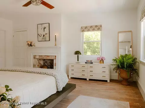 Bedroom - 181 Vedder Rd, Catskill, NY 12414 photo 1 of 7