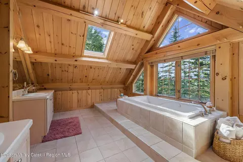 Bath - 16 White Way, Windham, NY 12496 photo 9 of 12