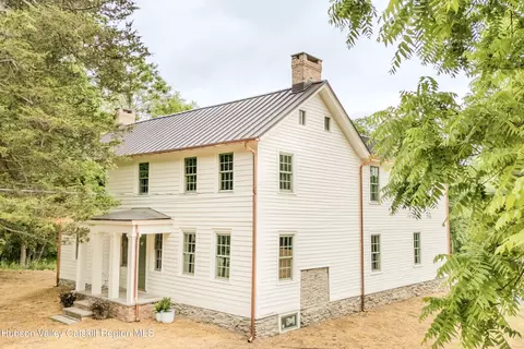 654 State Route 217, Hudson, NY 12534