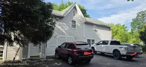 82-84 Ulster Ave, Saugerties, NY 12477