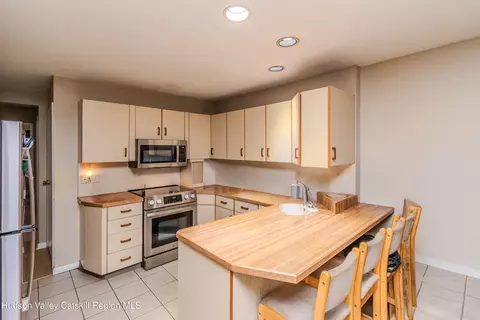 34 Scarborough Ln #A, Wappingers Falls, NY 12590