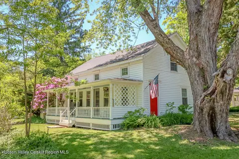 306 Tunnel Hill Rd, Canaan, NY 12029